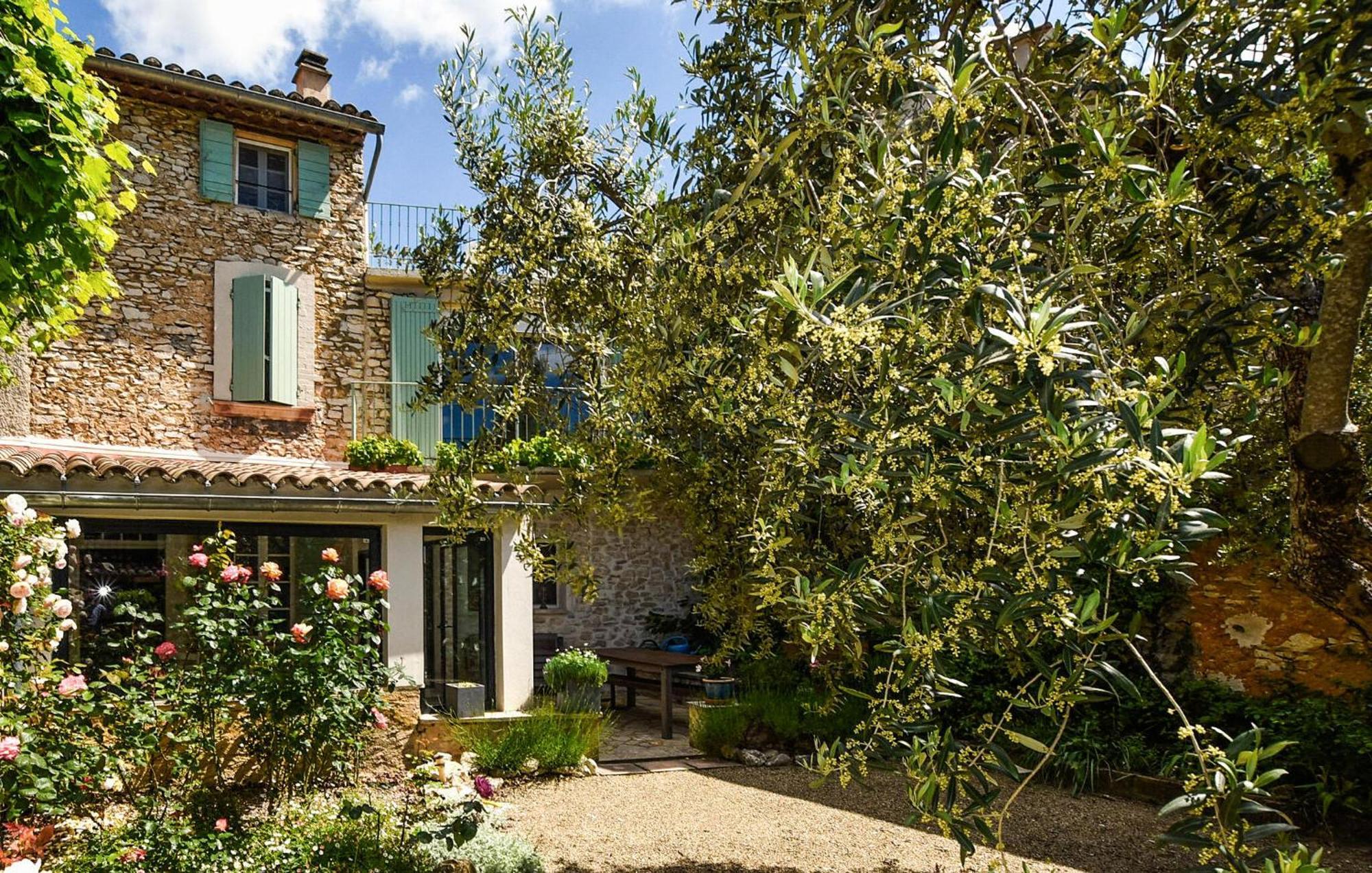 2 Bedroom Gorgeous Home In Villes-Sur-Auzon Экстерьер фото